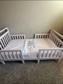 Toddler Beds and Car seats