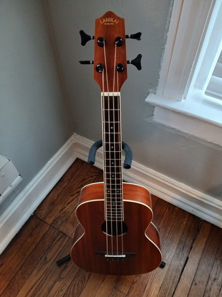 Lanikai Acoustic Bass