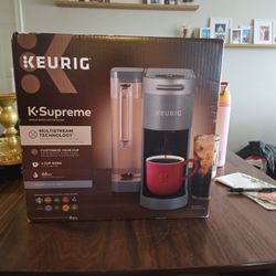 Keurig K-Supreme Single Serve K-Cup Pod Coffee Maker, MultiStream Technology, 4 Brew Sizes, 66oz Dual-Position Removable Reservoir, Gray