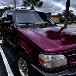 1999 Ford Explorer