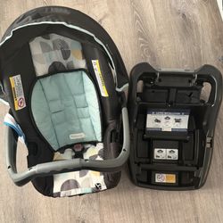 Good Conditions Baby Car Seat With Base 