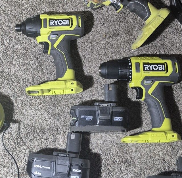 Ryobi Drill Set