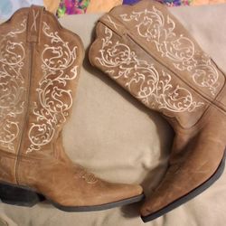 Twisted X Boots NWOT Size 8.5