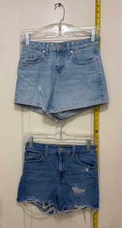 Womens Denim Levi’s High Rise Size (26) & Wild Fable Size (O/R) Shorts (2) Total