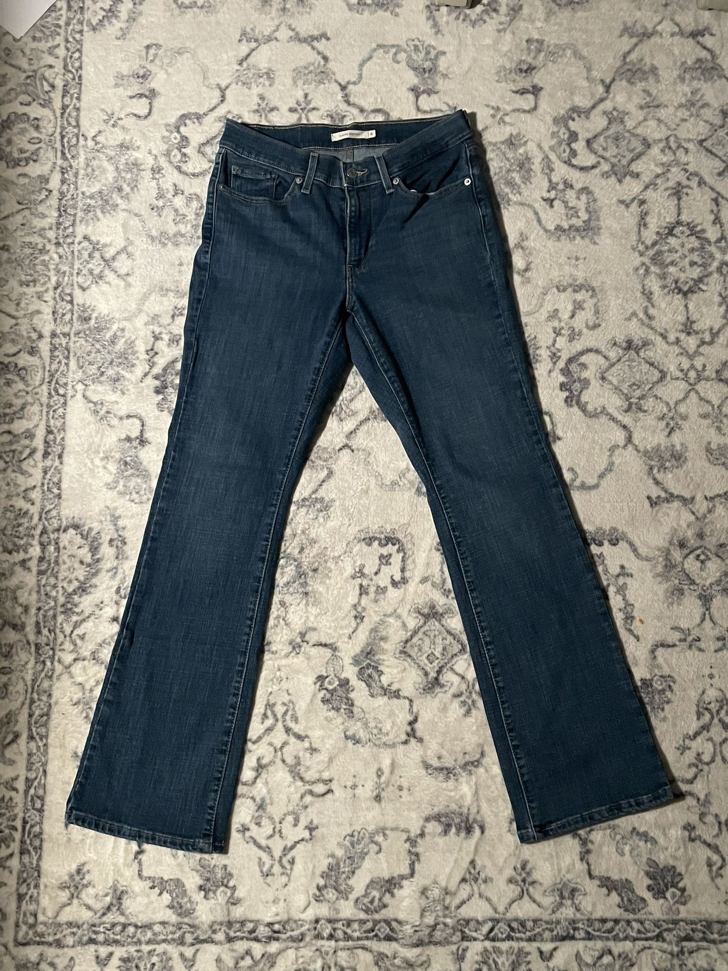 Blue Classic Levi’s Bootcut Jeans