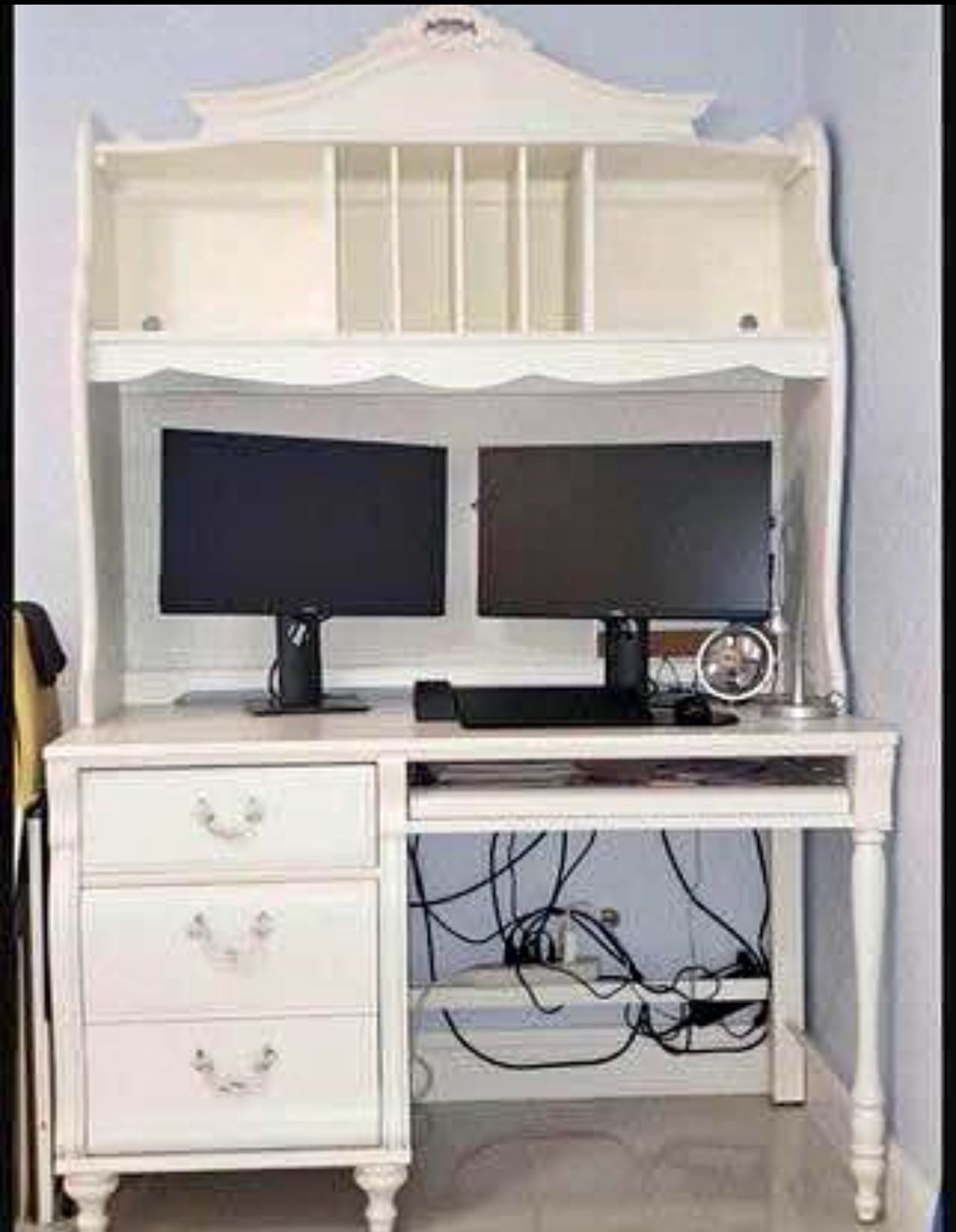 White Desk Hutch With Chair