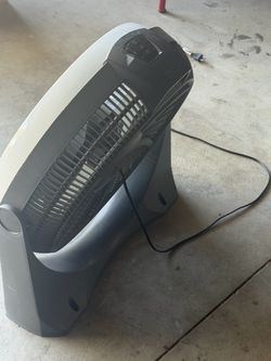 Tower Fan with Top Control Panel