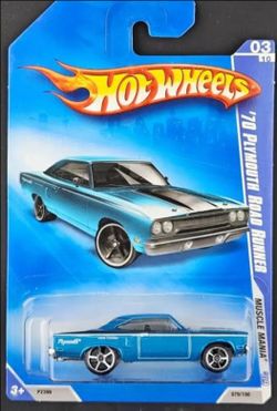 2009 MUSCLE MANIA Hot Wheels '70 Plymouth Road Runner BLUE 5 SPOKE Diecast Car