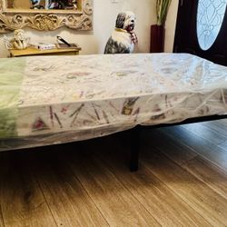 twin mattres with twin bed frame