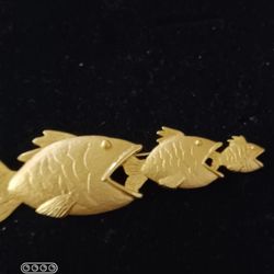 - VTG.RARE "JJ" JONETTE GOLD TONE FISHES PIN