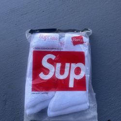 Supreme Socks