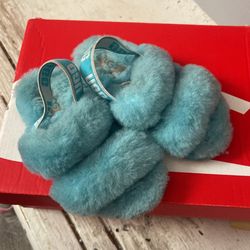 Girls shoes