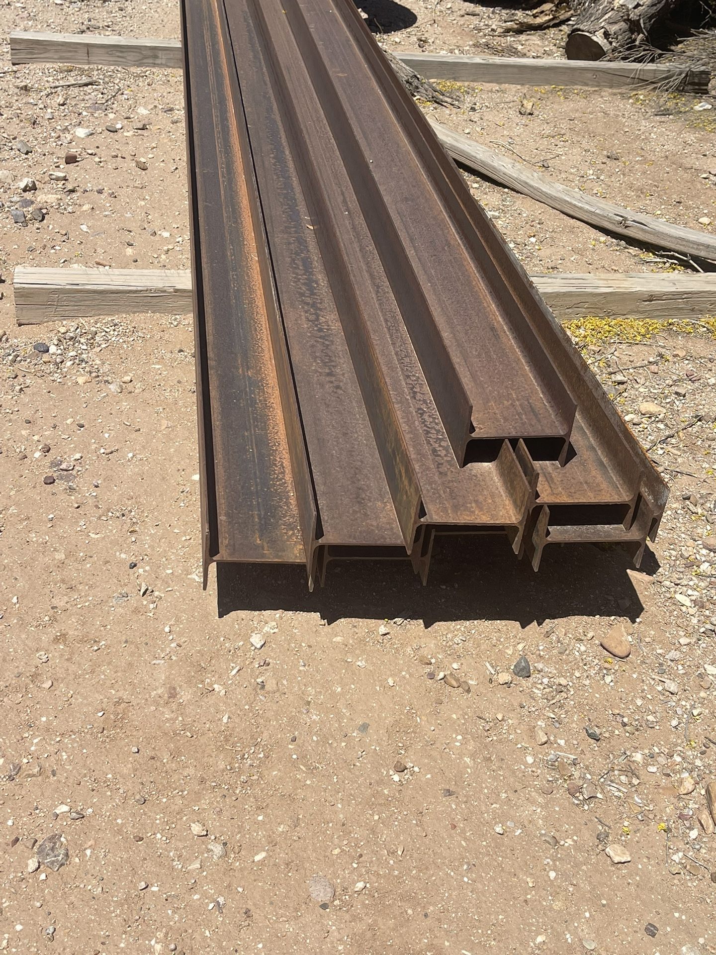 Steel I-beams 6W