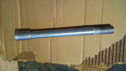 Kawasaki front axle #41068-0606