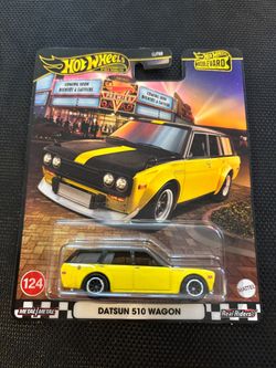 Hot Wheels Boulevard Datsun 510 Wagon 1:64 Yellow/Black Diecast #124