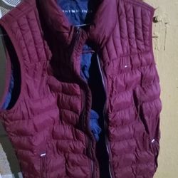 Tomy Jacket Size M $25