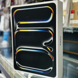 iPad Pro 13in M4 Chip WiFi Cell 512gb Latest Model