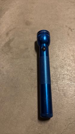 Maglite Blue Aluminum Flashlight