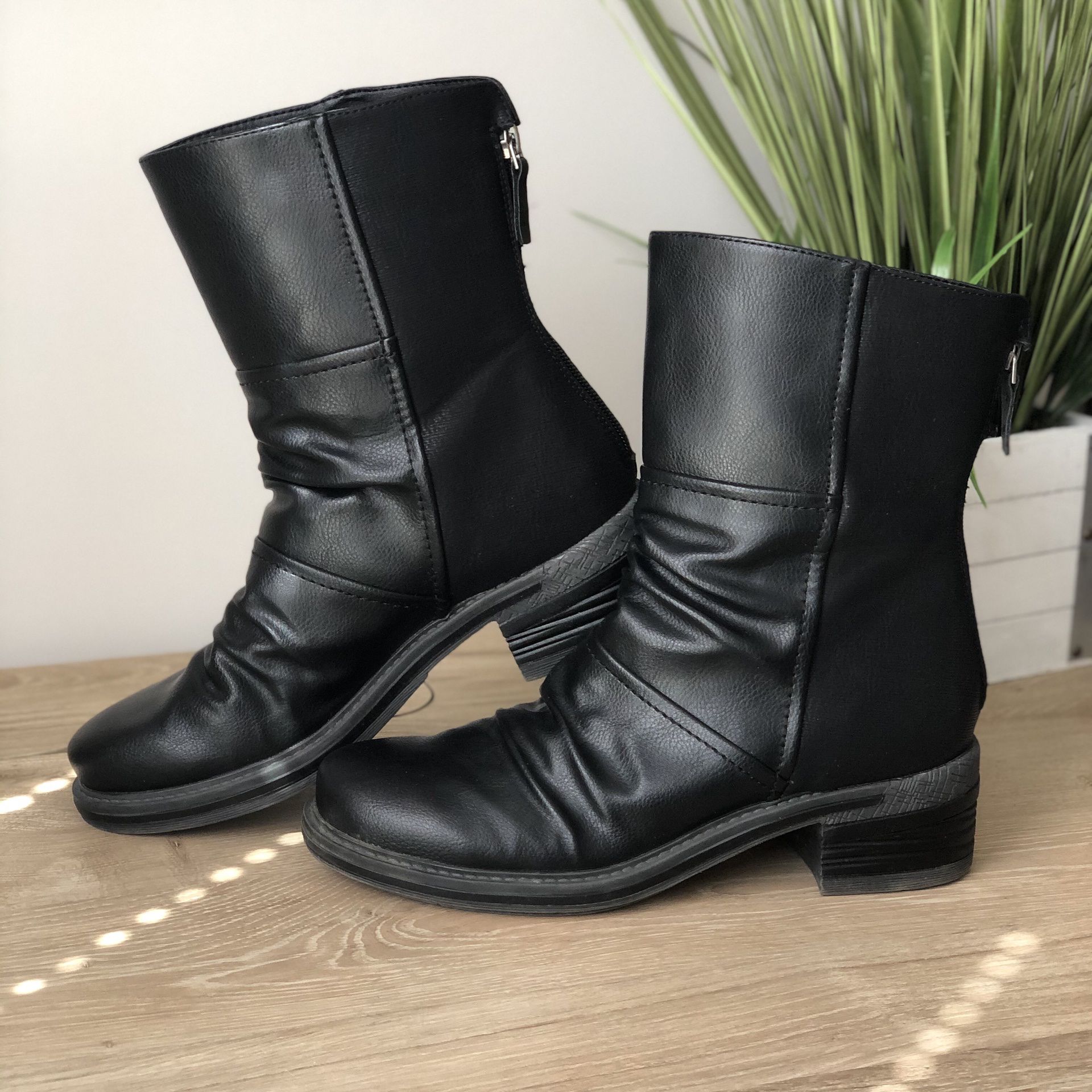 Black Malika Short Boots - Size 9