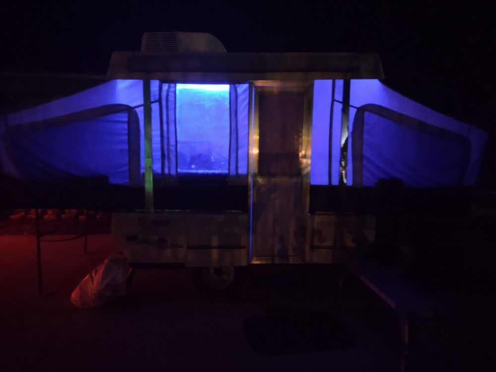 97 Coleman Fleetwood Pop Up Camper for Sale in Lake Worth, FL OfferUp