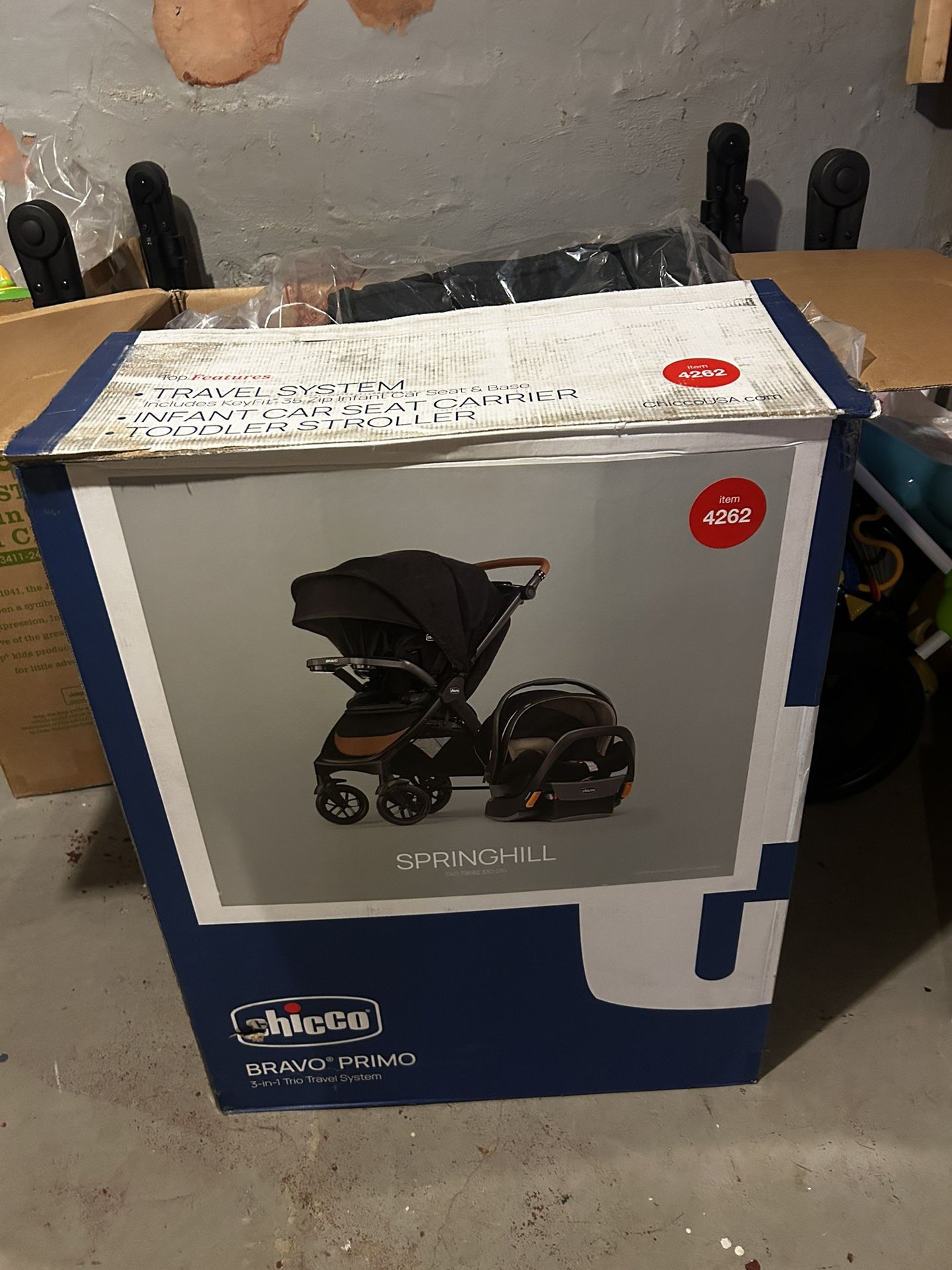 Chicco Bravo Primo Trio Travel System, Bravo Primo Quick-Fold Stroller with Chicco KeyFit 35 Zip Extended-Use Infant Car Seat, Car Seat and Stroller C