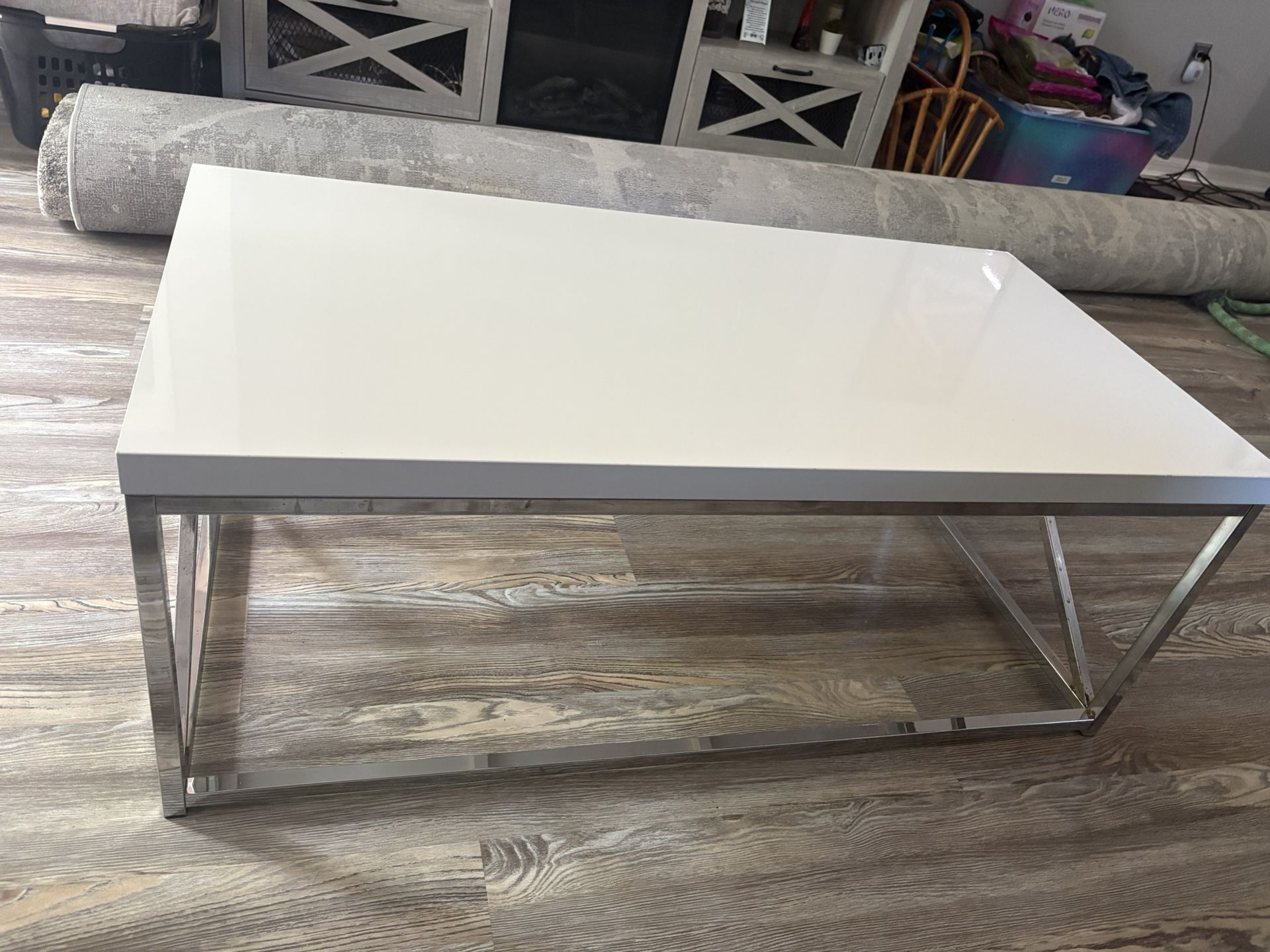 Modern Cocktail Table 