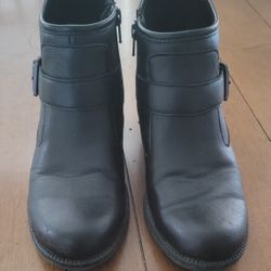 Black b.o.c. Born Ankle Boots 8.5 Medium