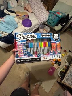 35 pack of sharpies