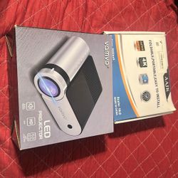 LED PROJECTOR 