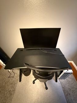 Gaming Desk + 32” Acer Curved Gaming Monitor Bundle