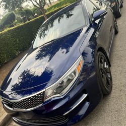 2018 Kia Optima 
