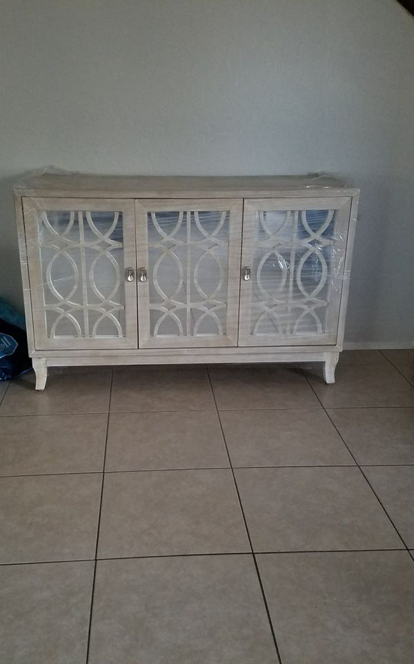 Mirella Tv Stand For In Phoenix Az Offerup