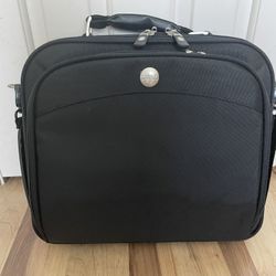 Dell multi - Chamber Laptop Case