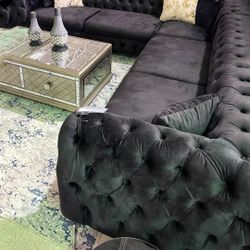 Brand New / L Shaped Black Velvet Stylish Sectional Couch 
