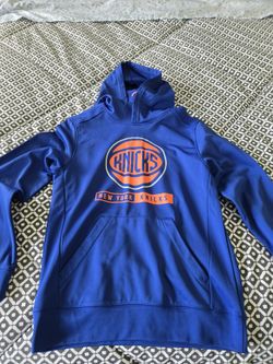 NY KNICKS NBA STORE HOODIE. SIZE S