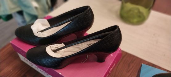 Women's Shoes