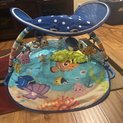 Disney Baby Finding Nemo Mr. Ray Ocean Lights & Music Activity Play Gym