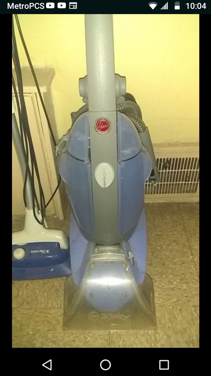 Hoover Deluxe Shampooer