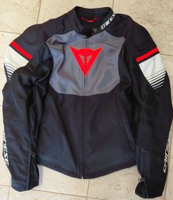 DIANESE MOTORCYCLE JACKET AND LS2 HELMET