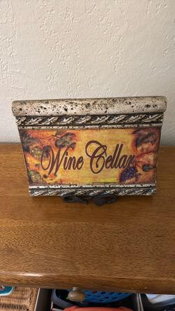 Wine Cellar Plaque With Stand