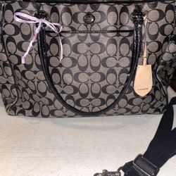 Coach Peyton Signature Multifunction Tote 