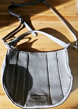 Michael Kors gently used VERY UNIQUE satchel