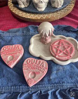 Ouija Concrete Decor 