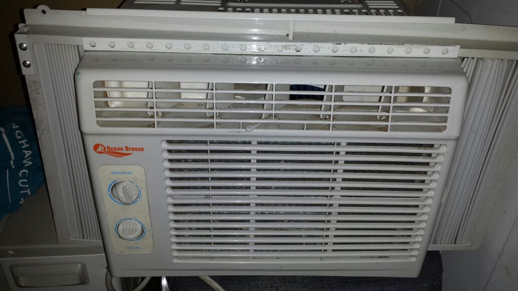 Ocean Breeze AC air conditioner 5000 BTU