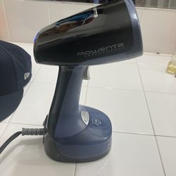 Rowenta Hand Held Fabric Steamer