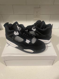 Jordan 4 White Thunder