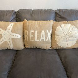 Home Decor  Toss  Pillows 