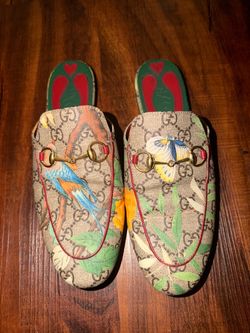 Gucci sandals