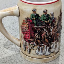 VINTAGE ANHEUSER-BUSCH WORLD FAMOUS BUDWEISER CLYDESDALE MUG, GOOD CONDITION