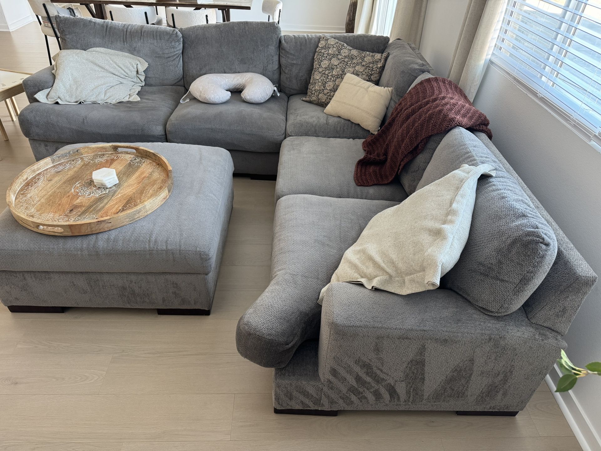 Large Gray Sectional Sofa + Matching Ottoman – Excellent Condition